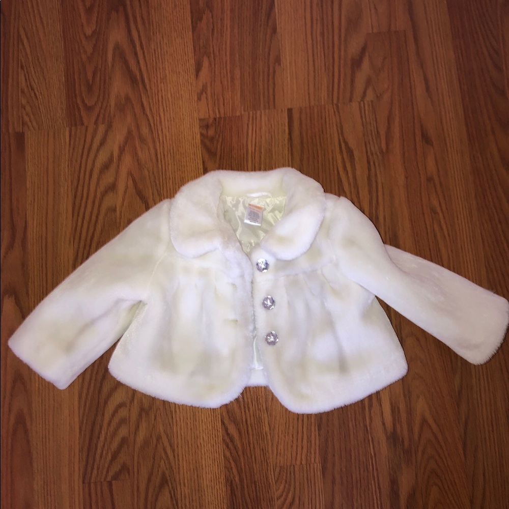 Kids white faux fur coat